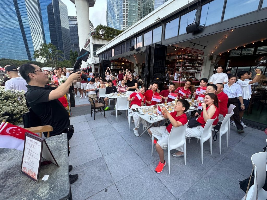Roving Photographer